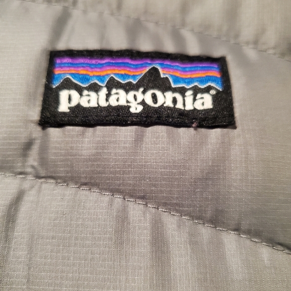 Patagonia Womens Puffer Grey Jacket - Picture 8 of 8